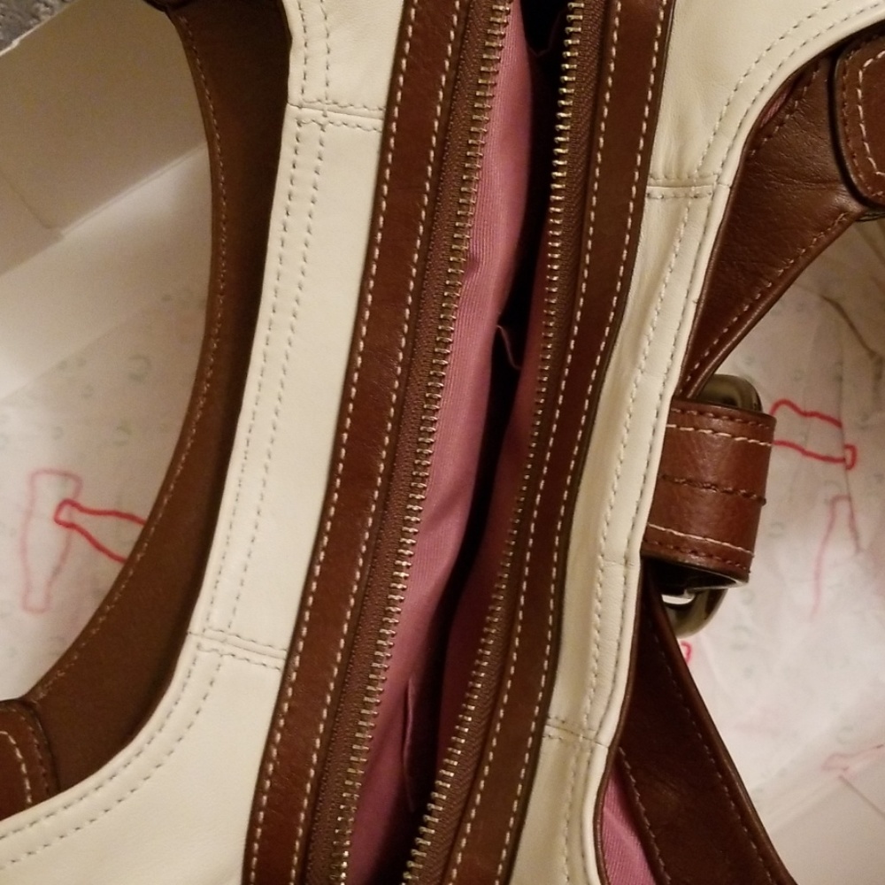 Off white & brown leather coach purse - Picture 4 of 6